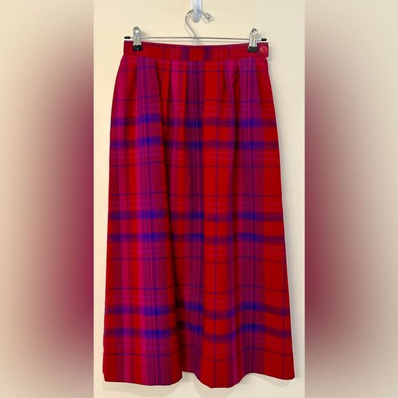 Vintage Pendleton 100% Pure Virgin Wool Red Plaid Midi Skirt MEASUREMENTS - Picture 9 of 9